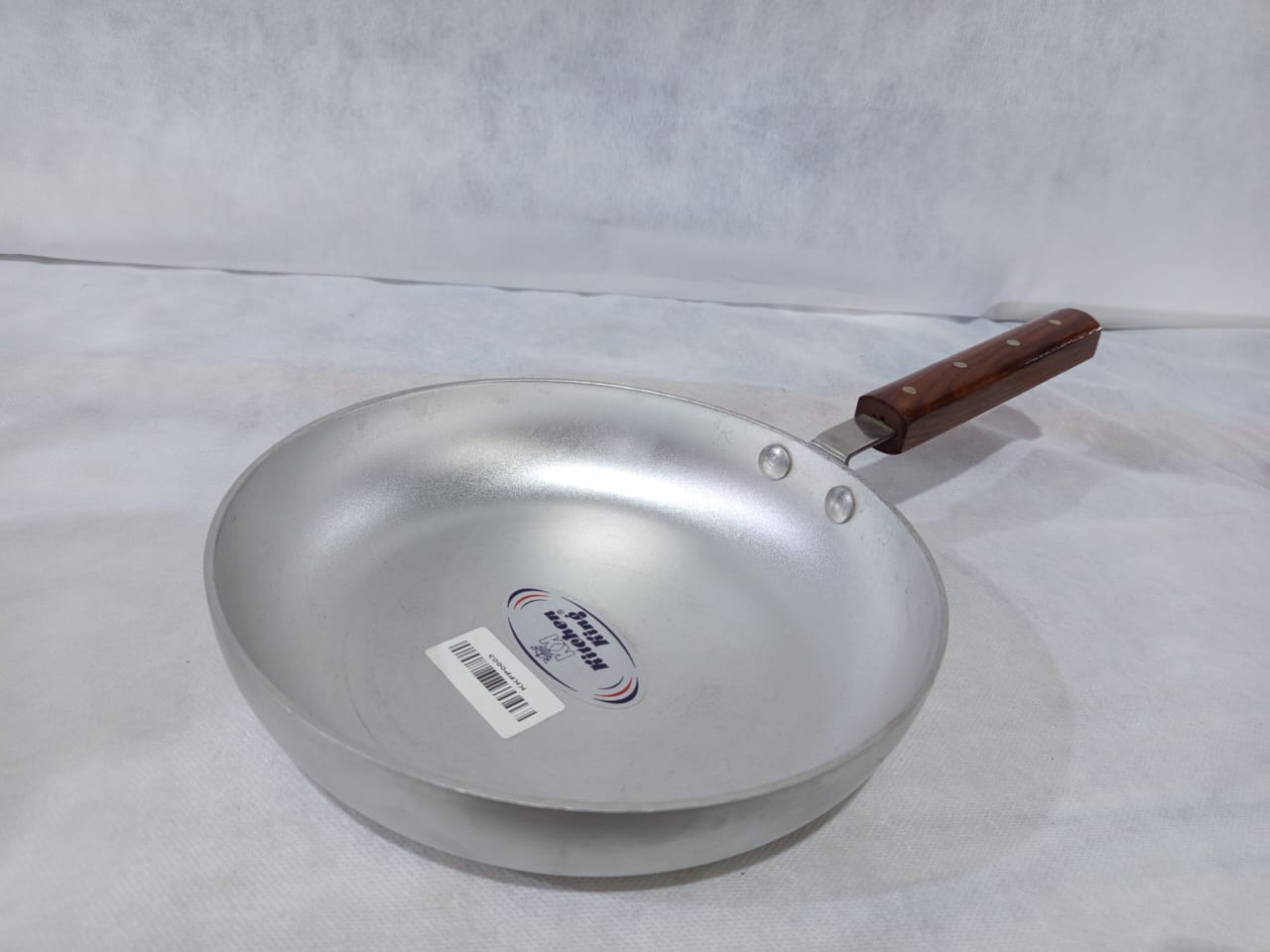 Kitchen King Super Fry Pan 23cm (Aluminum Body, Wooden Handle, No Lid)