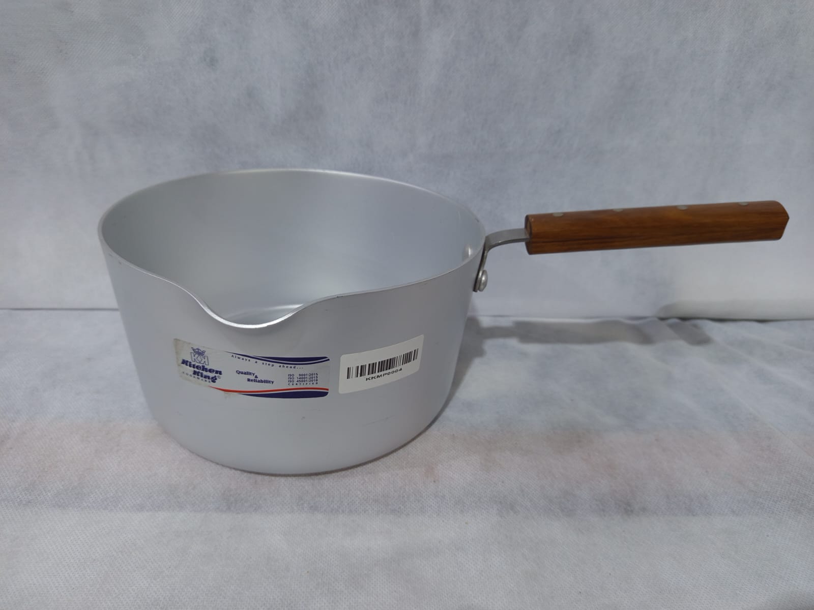 Kitchen King Anodized Milk Pan – Wooden Handle, No Lid (22cm)